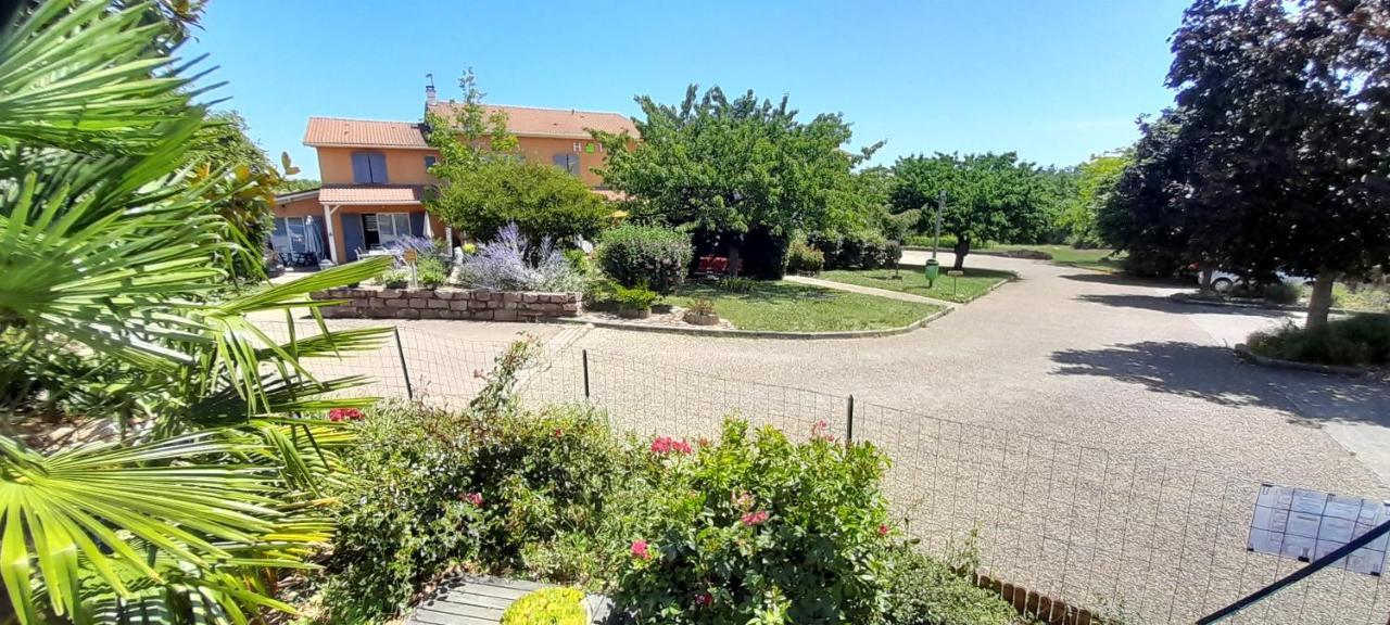 Hotel Des Vignes Juliénas Exteriér fotografie